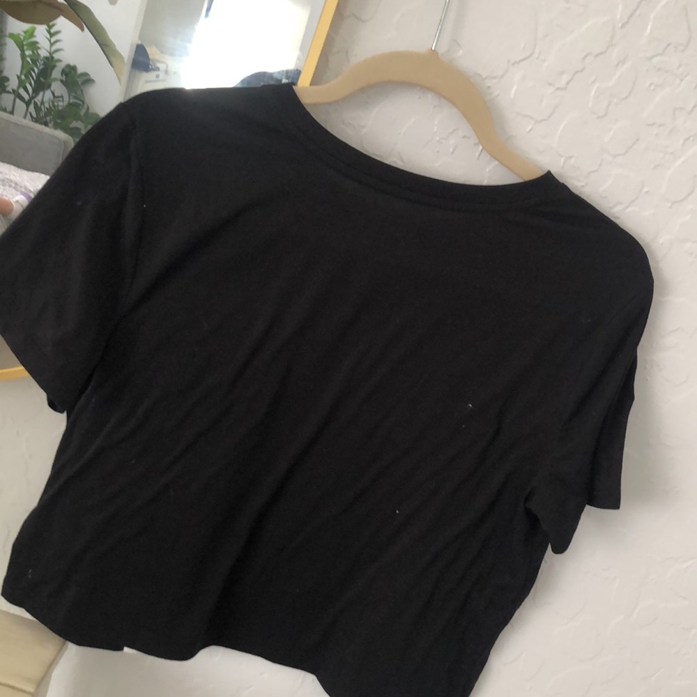 Crop top - Picture 3 of 3